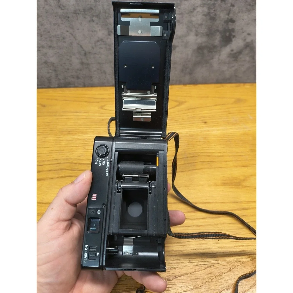 Canon AF35ML Point And Shoot 35 mm Camera